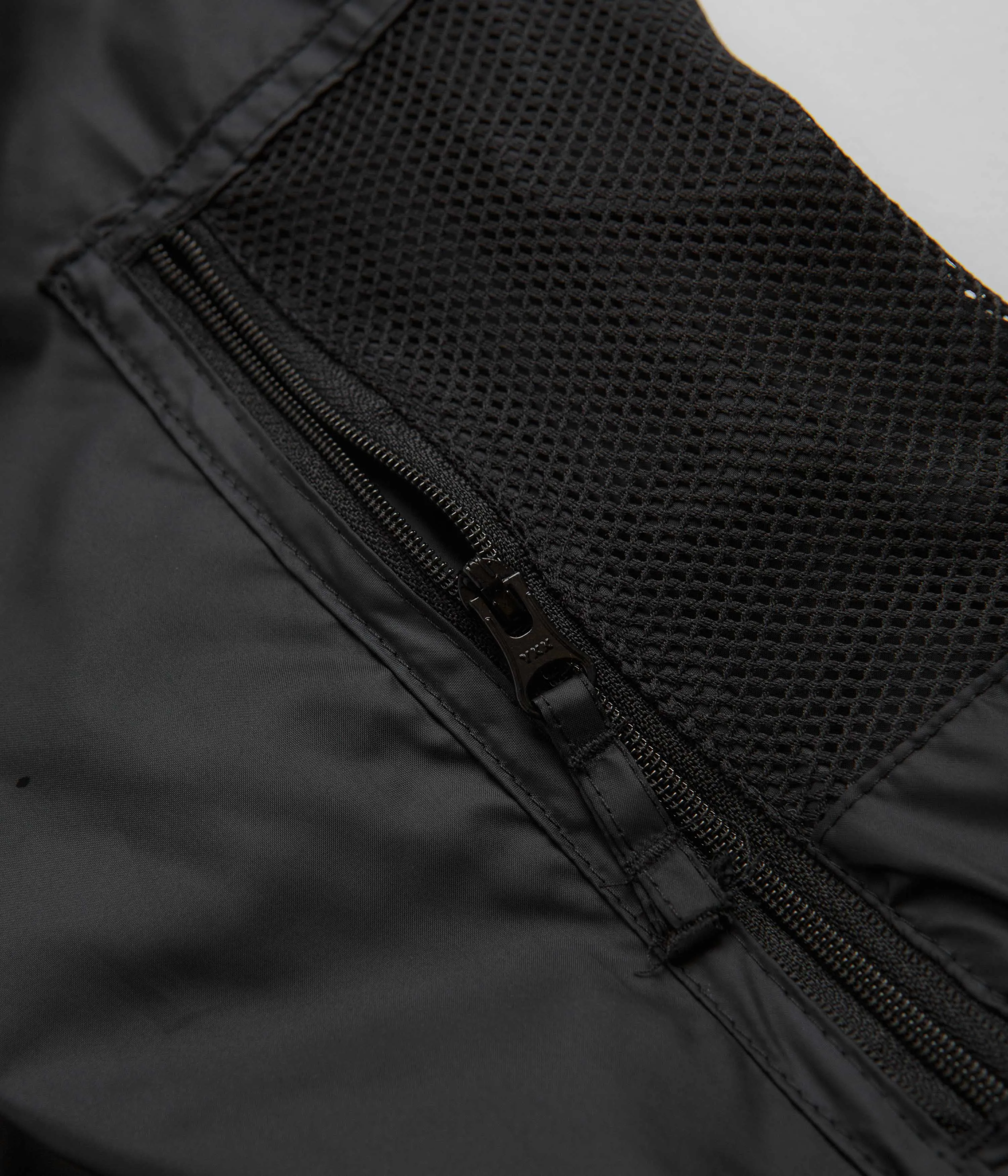 Columbia Challenger Windbreaker Jacket - Black