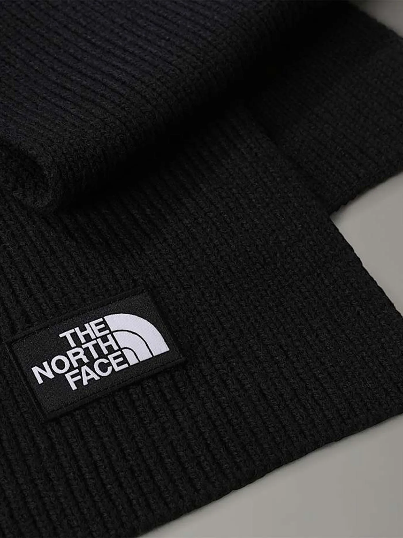 TNF Log Box Scarf